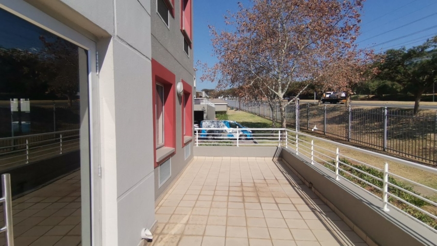 To Let commercial Property for Rent in Greenstone Hill Gauteng