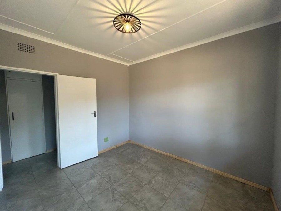 4 Bedroom Property for Sale in Aston Manor Gauteng