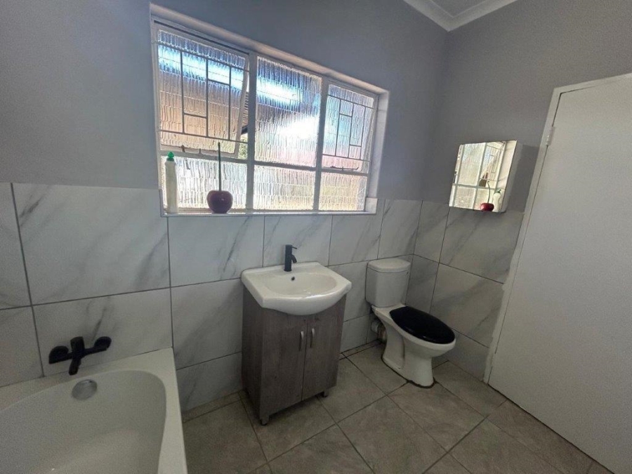 4 Bedroom Property for Sale in Aston Manor Gauteng