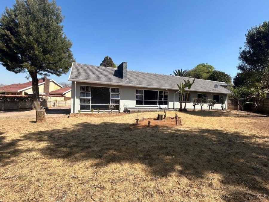 4 Bedroom Property for Sale in Aston Manor Gauteng