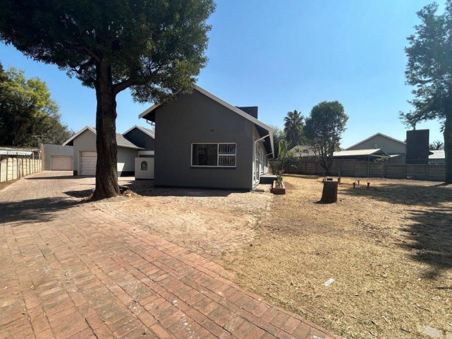 4 Bedroom Property for Sale in Aston Manor Gauteng