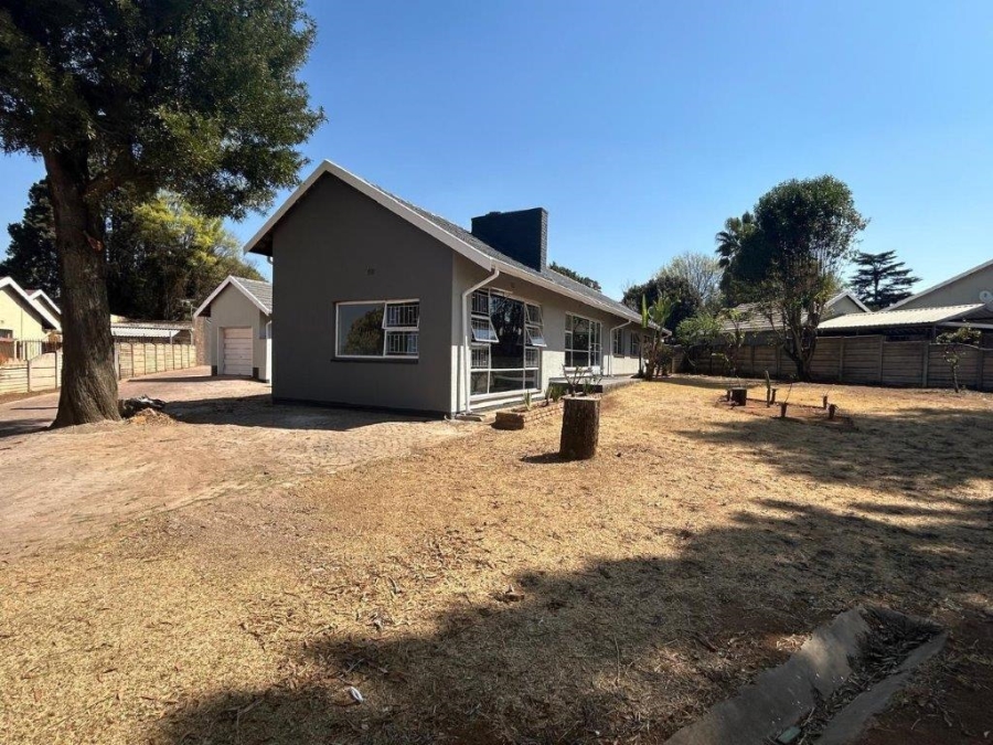 4 Bedroom Property for Sale in Aston Manor Gauteng