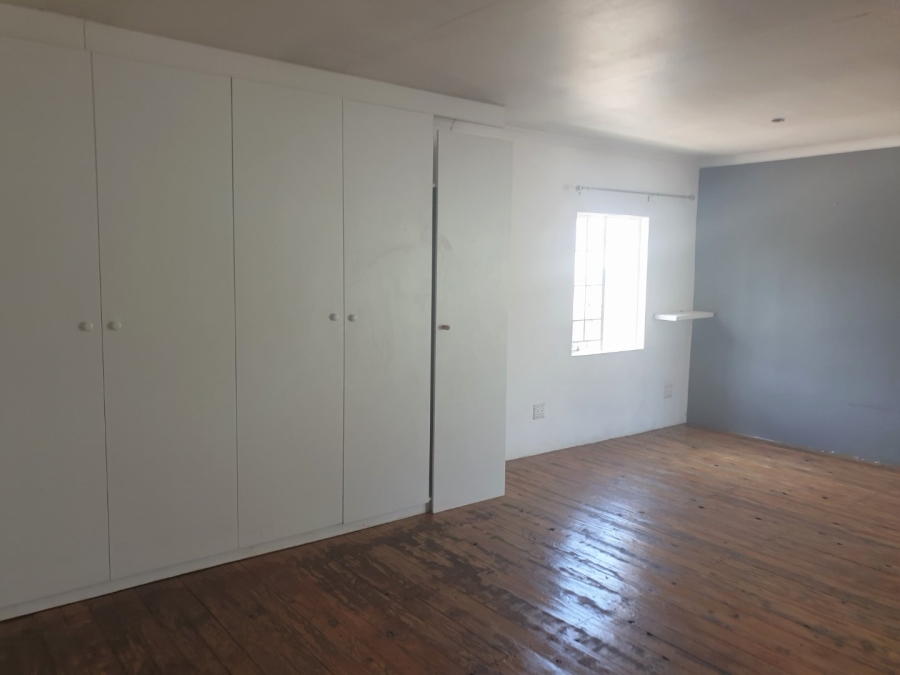 To Let 1 Bedroom Property for Rent in Orchards Gauteng