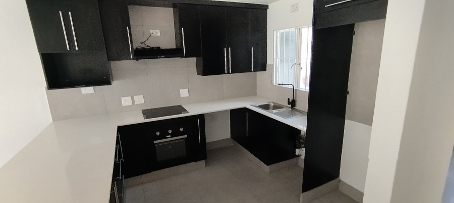 2 Bedroom Property for Sale in Mulbarton Gauteng