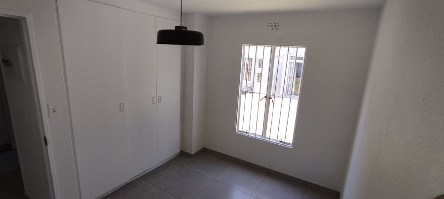 2 Bedroom Property for Sale in Mulbarton Gauteng