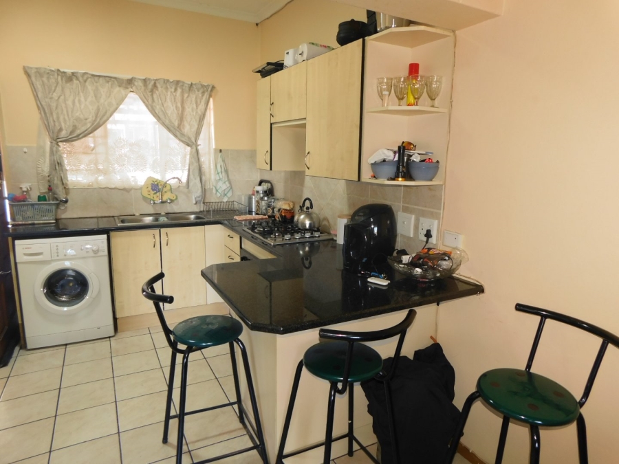 2 Bedroom Property for Sale in Wentworth Park Gauteng