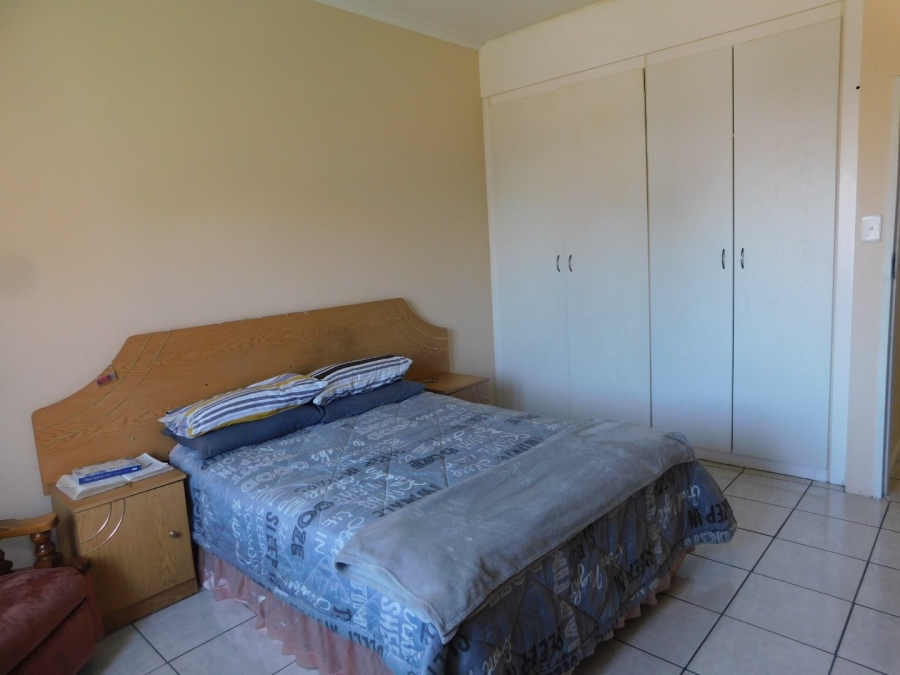 2 Bedroom Property for Sale in Wentworth Park Gauteng