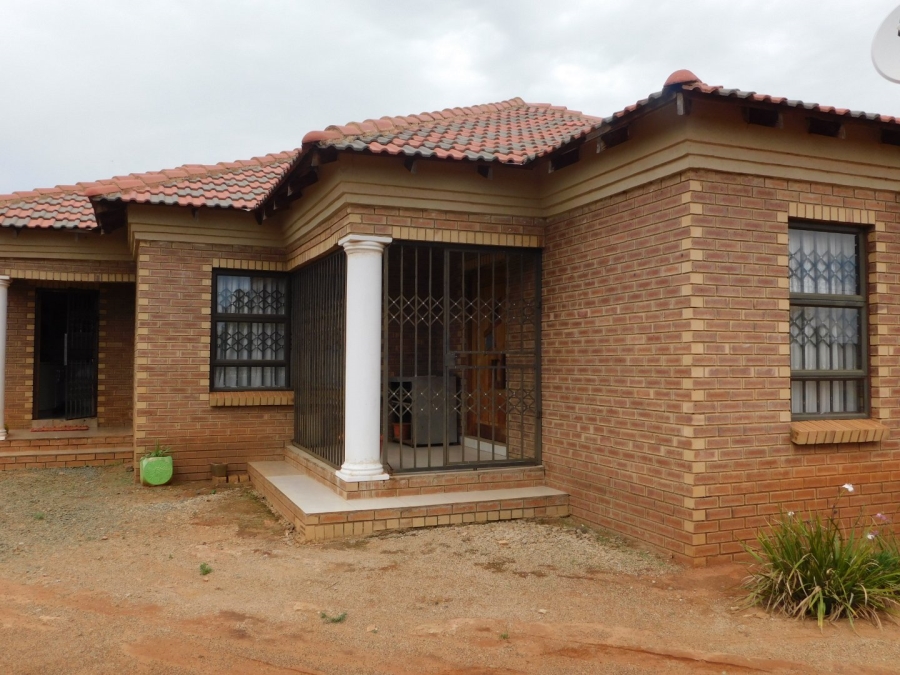 4 Bedroom Property for Sale in West Rand A H Gauteng