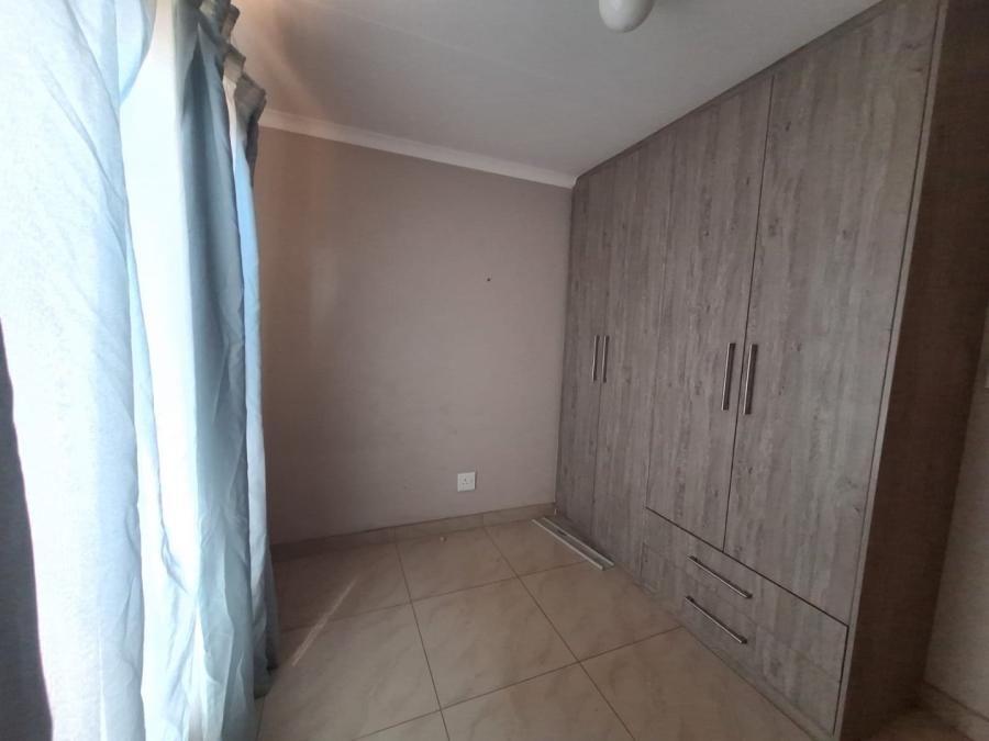 To Let 3 Bedroom Property for Rent in Mahube Valley Gauteng