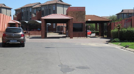 3 Bedroom Property for Sale in Castleview Gauteng