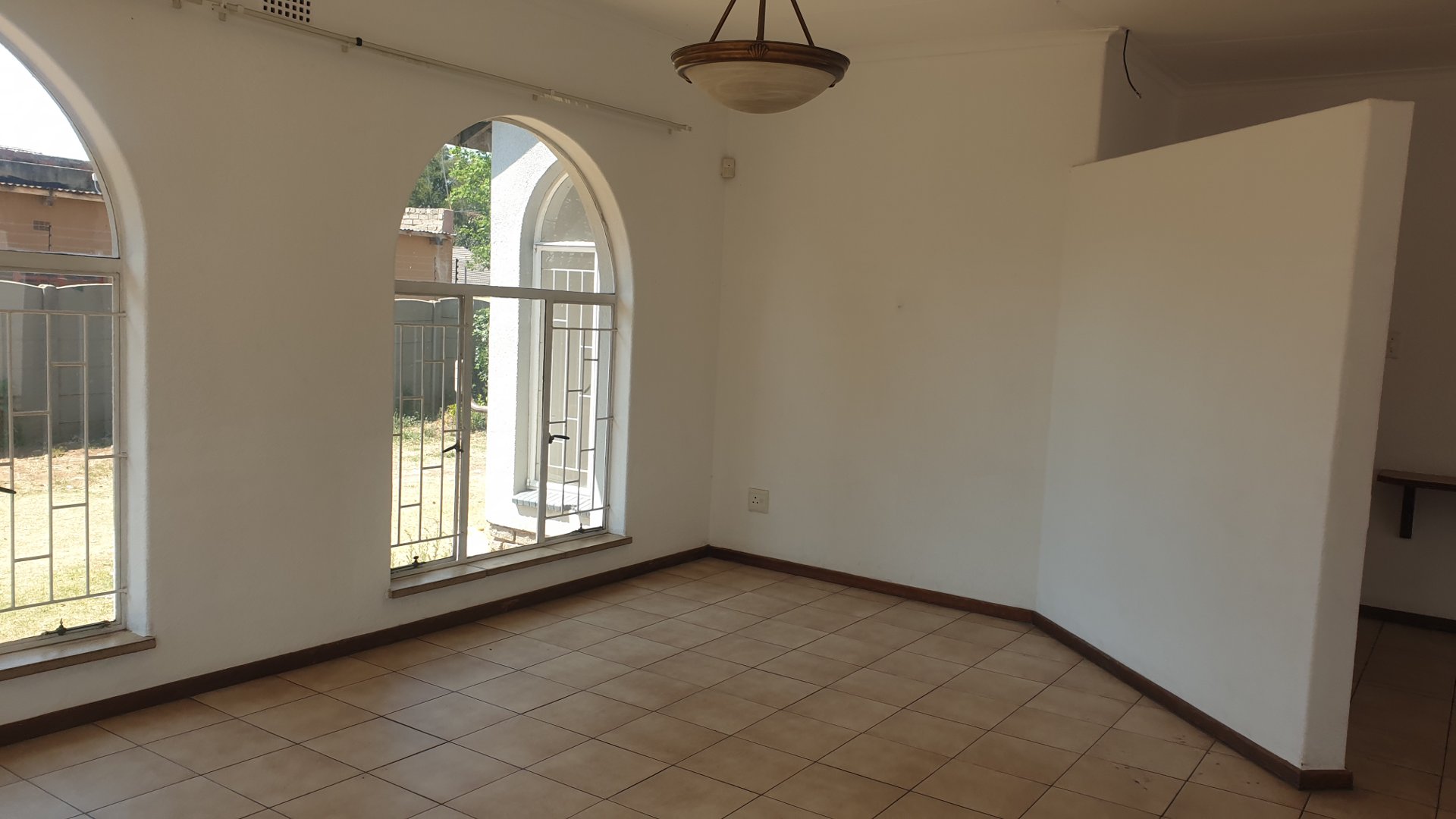 To Let 3 Bedroom Property for Rent in Bardene Gauteng