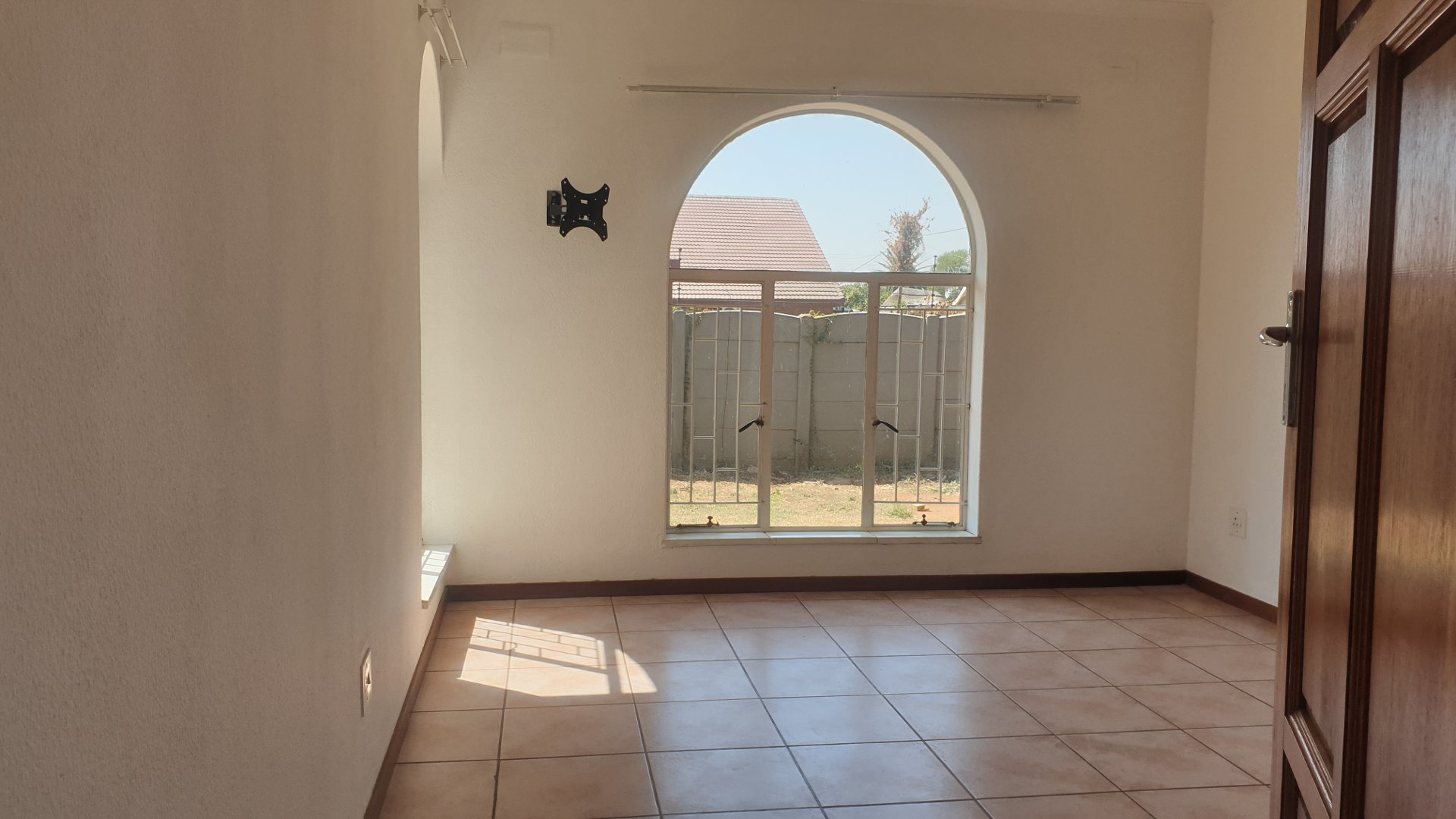 To Let 3 Bedroom Property for Rent in Bardene Gauteng