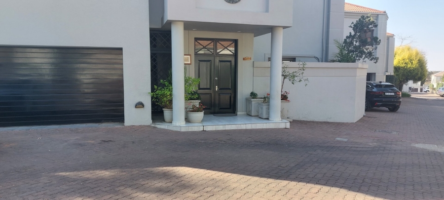 4 Bedroom Property for Sale in Houghton Estate Gauteng