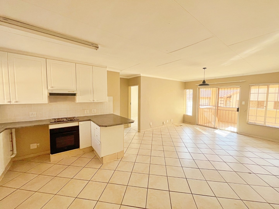 2 Bedroom Property for Sale in Amberfield Gauteng