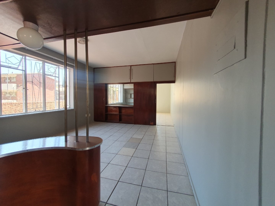 1 Bedroom Property for Sale in Sunnyside Gauteng