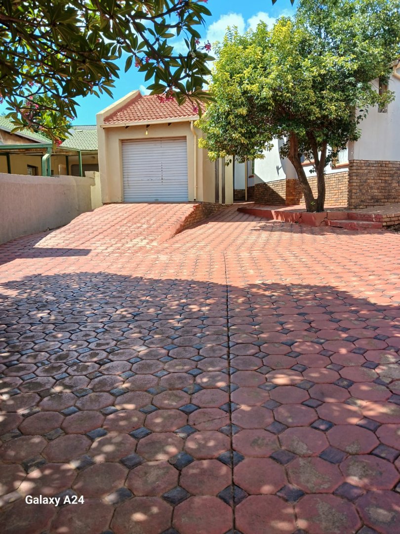 To Let 3 Bedroom Property for Rent in Soshanguve M Gauteng