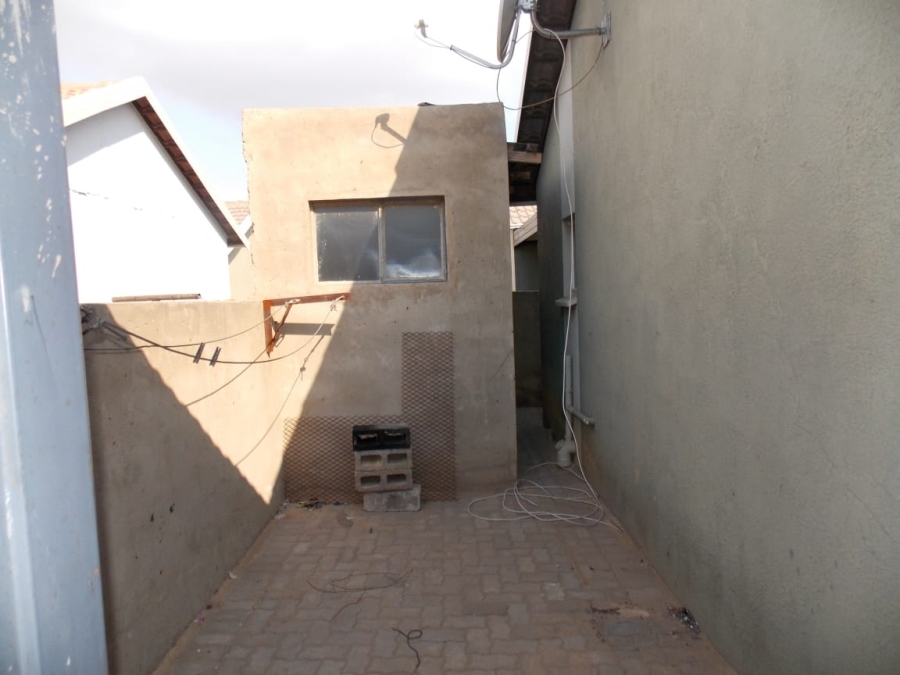 3 Bedroom Property for Sale in Windmill Park Gauteng