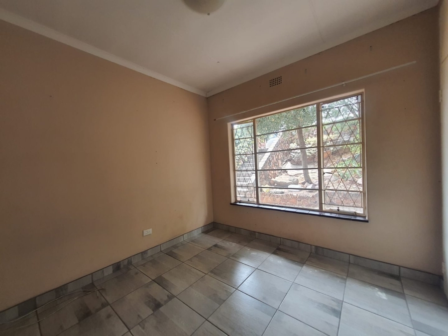 4 Bedroom Property for Sale in Discovery Gauteng