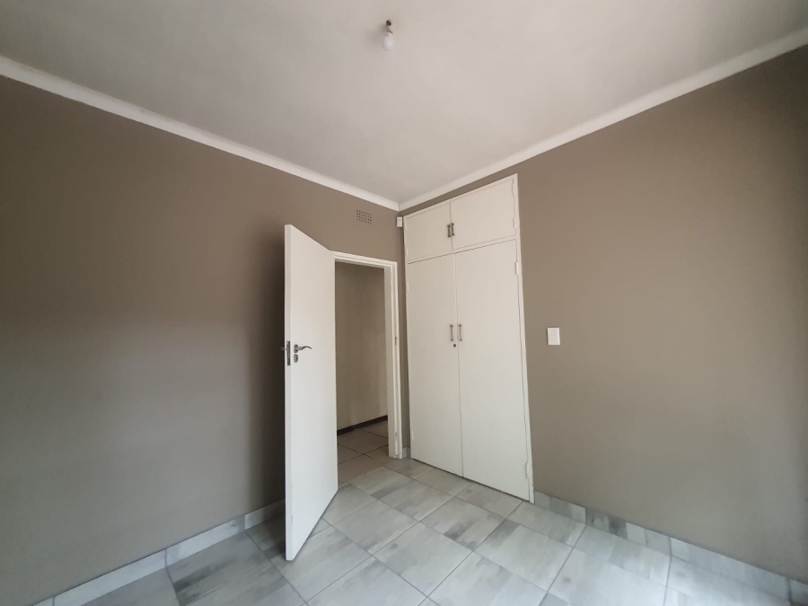 4 Bedroom Property for Sale in Discovery Gauteng