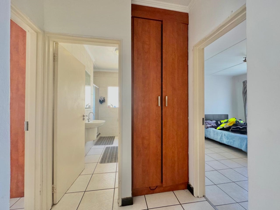 To Let 1 Bedroom Property for Rent in Sunninghill Gauteng