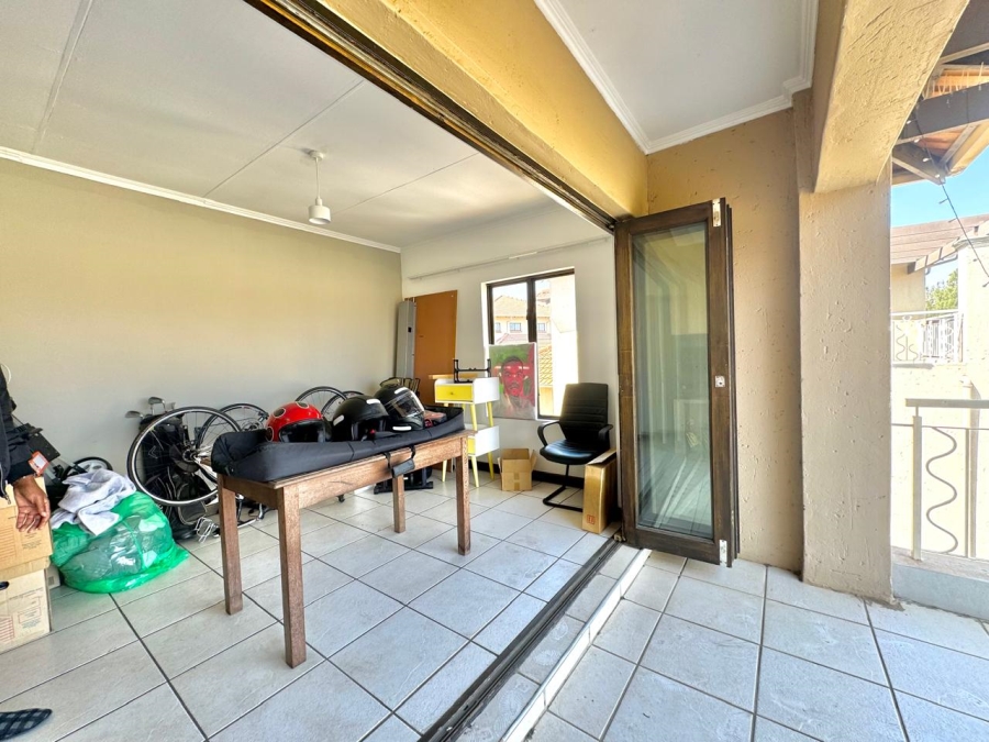 To Let 1 Bedroom Property for Rent in Sunninghill Gauteng