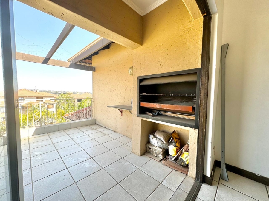 To Let 1 Bedroom Property for Rent in Sunninghill Gauteng