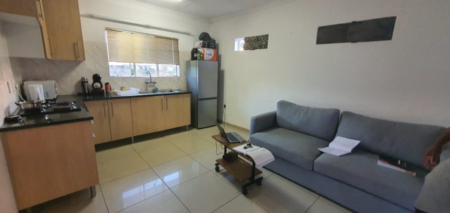 To Let  Bedroom Property for Rent in Fleurhof Gauteng