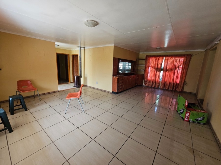 5 Bedroom Property for Sale in Montana Gauteng