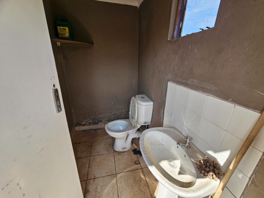 5 Bedroom Property for Sale in Montana Gauteng