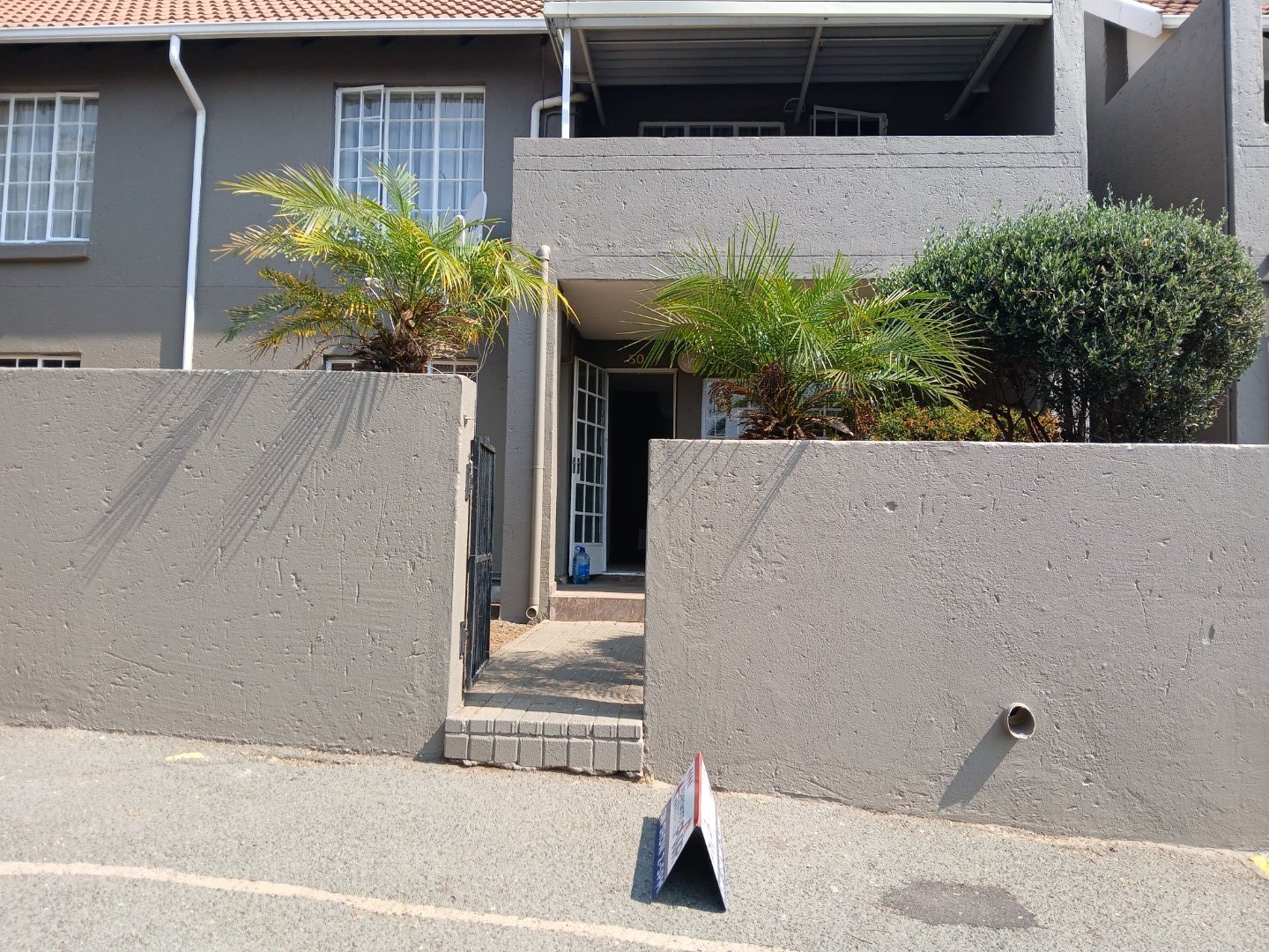 3 Bedroom Property for Sale in Radiokop Gauteng