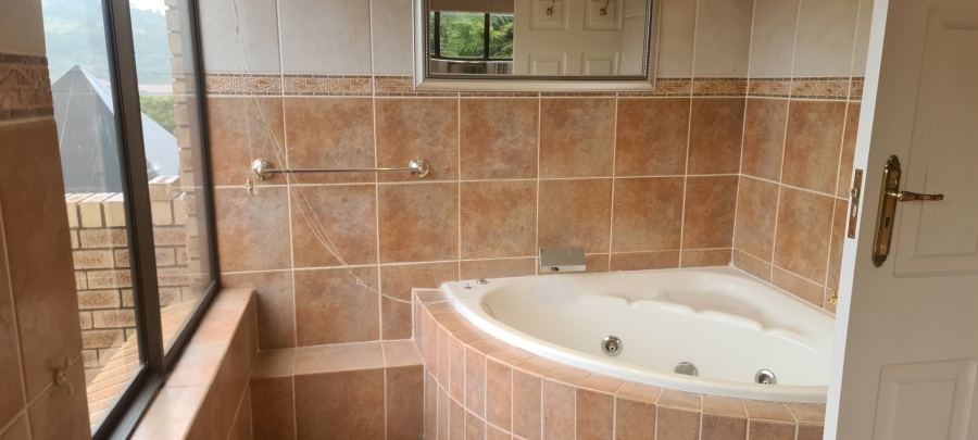 4 Bedroom Property for Sale in Meyersdal Gauteng