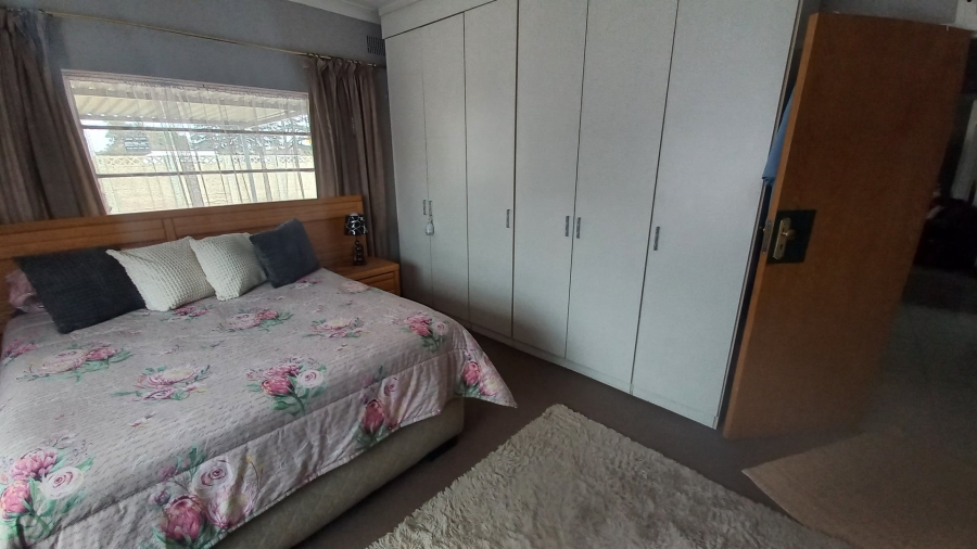 3 Bedroom Property for Sale in Witpoortjie Gauteng