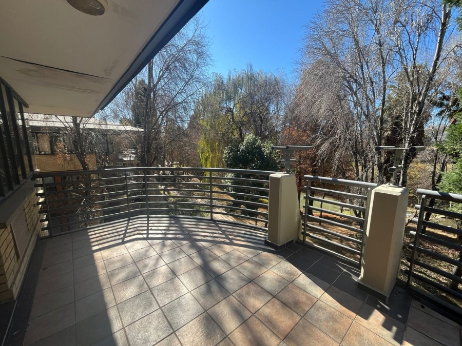 To Let commercial Property for Rent in Constantia Kloof Gauteng