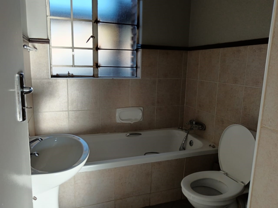 To Let 2 Bedroom Property for Rent in Sagewood Gauteng