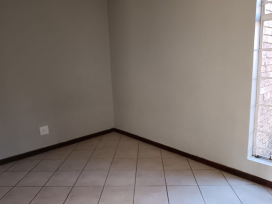 To Let 2 Bedroom Property for Rent in Sagewood Gauteng