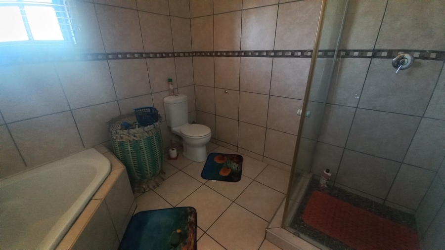 3 Bedroom Property for Sale in Mindalore Gauteng