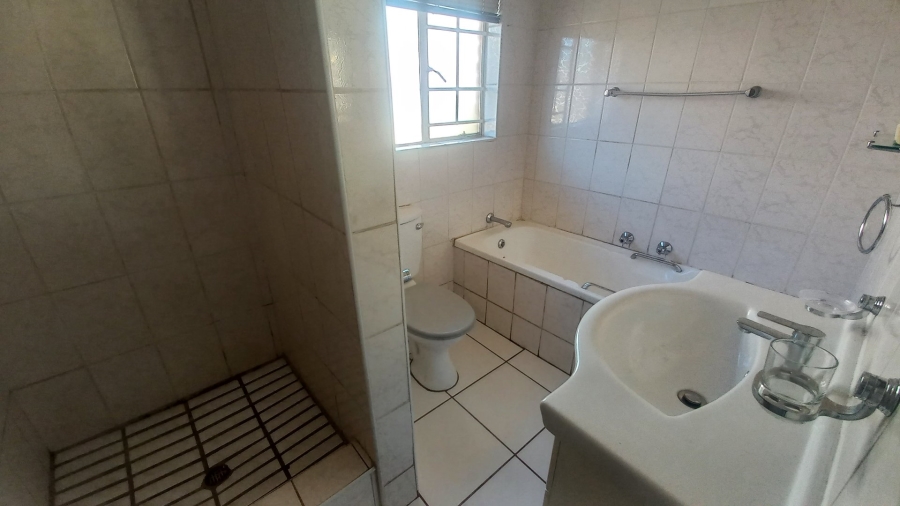 2 Bedroom Property for Sale in Mindalore Gauteng