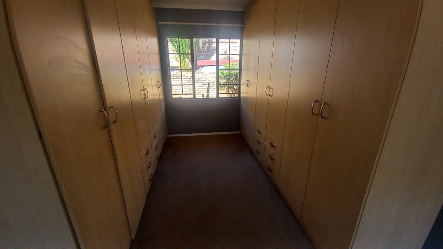 2 Bedroom Property for Sale in Mindalore Gauteng