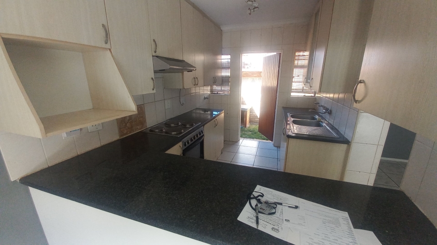 2 Bedroom Property for Sale in Mindalore Gauteng