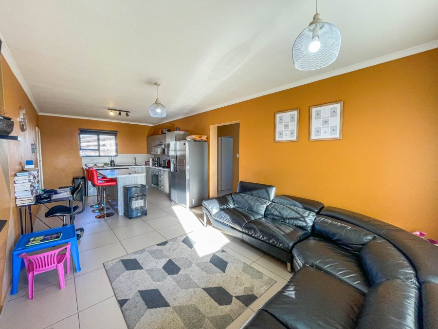 2 Bedroom Property for Sale in Erand Gardens Gauteng