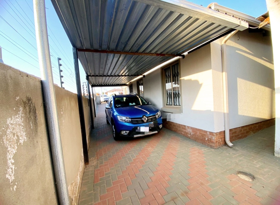 3 Bedroom Property for Sale in Glenway Estate Gauteng