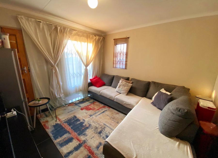 3 Bedroom Property for Sale in Glenway Estate Gauteng