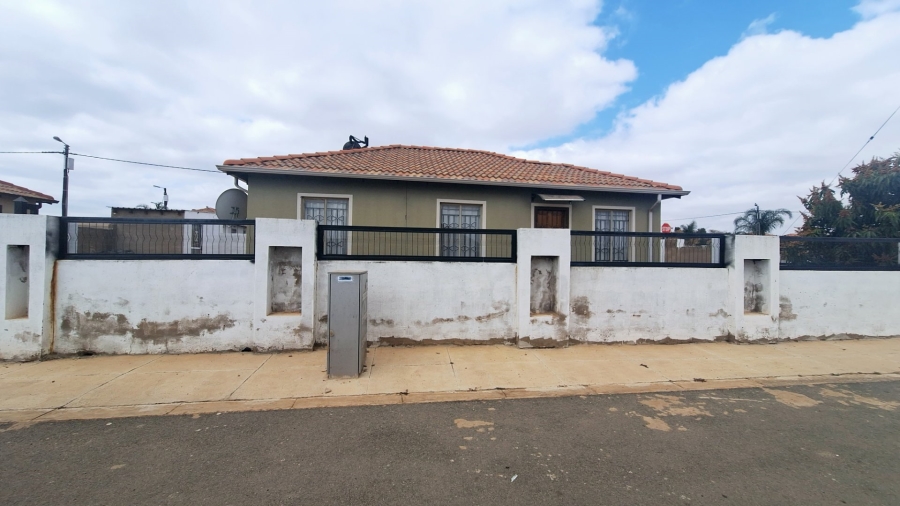 3 Bedroom Property for Sale in Glenway Estate Gauteng