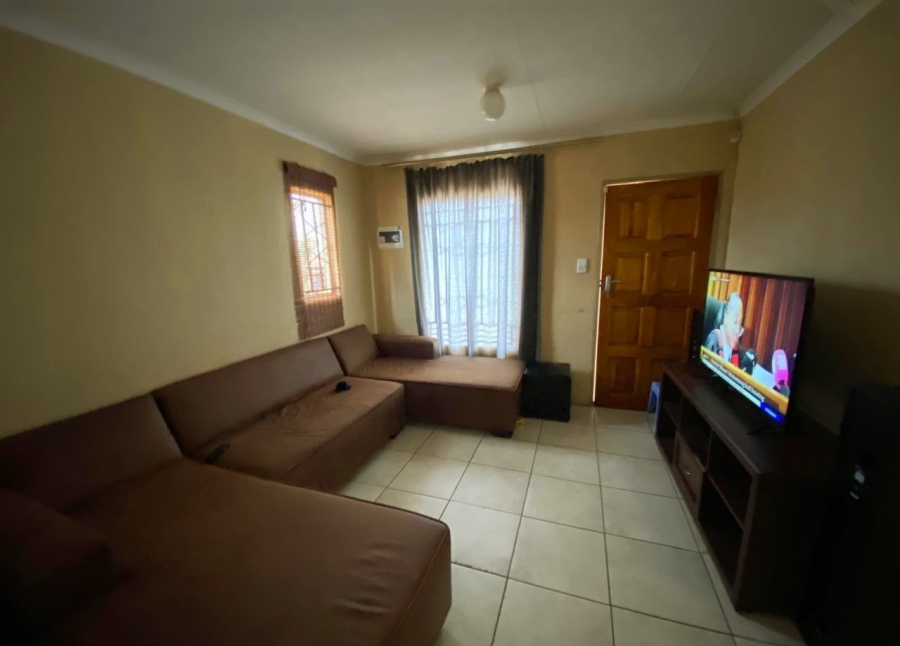 3 Bedroom Property for Sale in Glenway Estate Gauteng