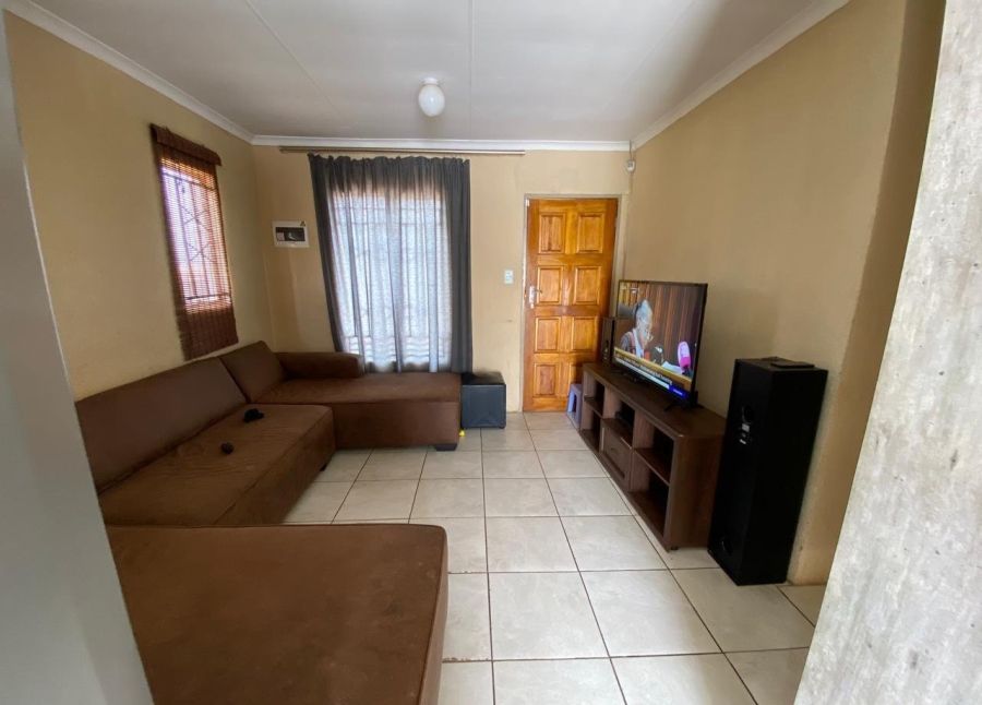 3 Bedroom Property for Sale in Glenway Estate Gauteng