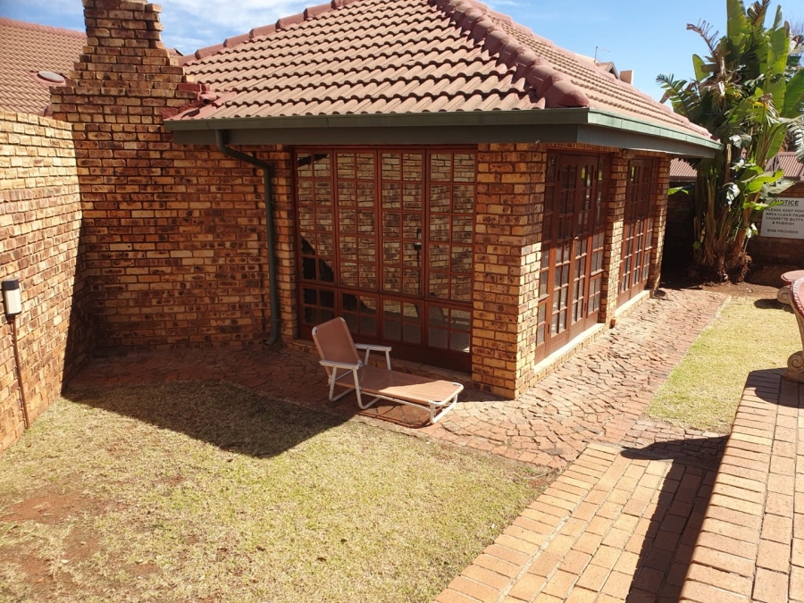 3 Bedroom Property for Sale in Clubview Gauteng