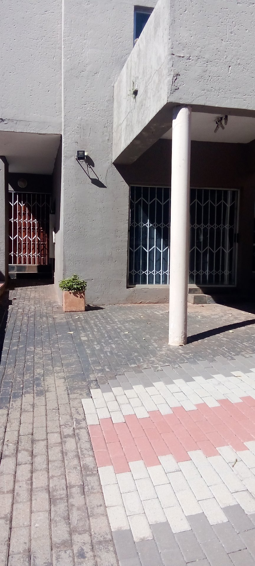 7 Bedroom Property for Sale in Westdene Gauteng