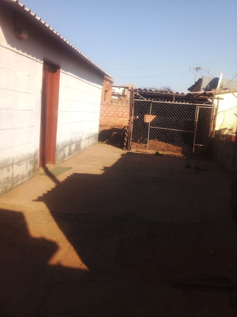 2 Bedroom Property for Sale in Mamelodi East Gauteng