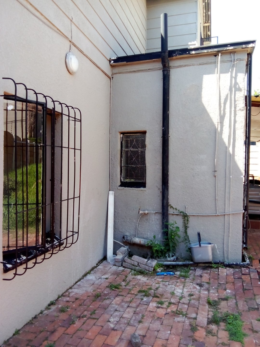 8 Bedroom Property for Sale in Westdene Gauteng