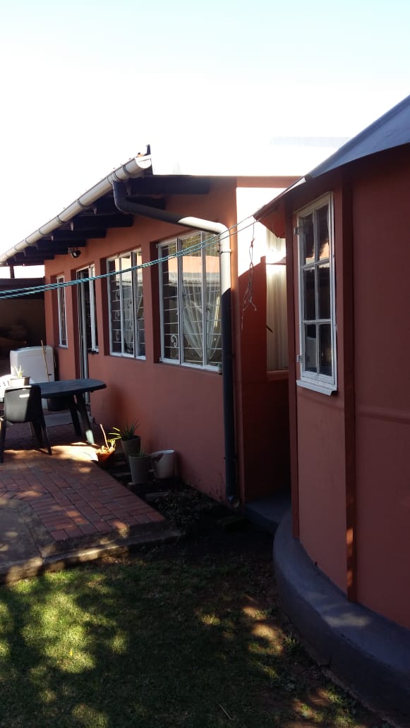 4 Bedroom Property for Sale in Sophiatown Gauteng